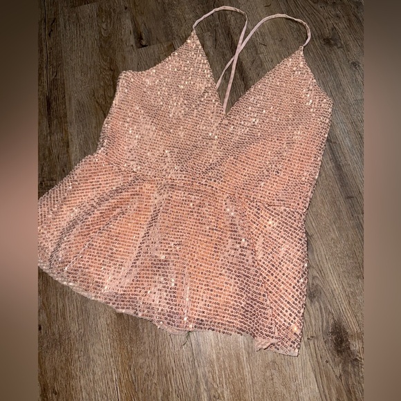 Express • Rose Gold Sequin Peplum Cami Blouse - Picture 3 of 10